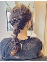 アン 青葉台(un)&nbsp;ヘアセット/お呼ばれ/卒業式/成人式/結婚式/二次会/アップ