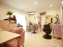 リボン(Re:Born)の雰囲気（★髪質改善サロン　店内）