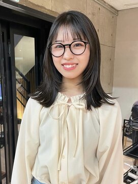 スク(SUKU) セミロング×透明感カラー