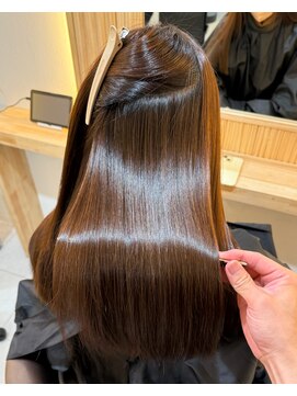 アトレ 南堀江店(attrait) 絹髪矯正髪質改善