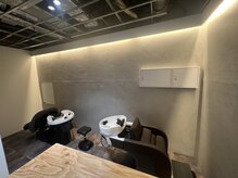 最新フルフラットシャンプ台　カラダを優しく包んでくれます♪