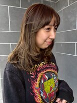 ディスコネクト(DISCO-N-NECT)&nbsp;レイヤーカット ブリーチ ハイトーンベージュ 顔周りカット 20代