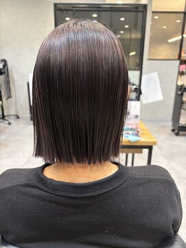 アチーブリス(achieve Liss) 縮毛ぱっつんハイライトボブ