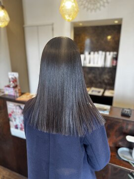 ジールサンク(Zeal N°5) 髪質改善トリートメント