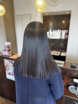 ジールサンク(Zeal N°5) 髪質改善トリートメント