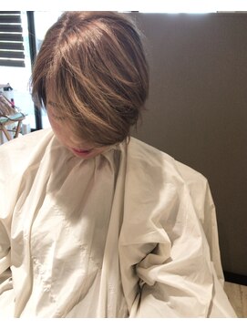 フローラ ヘアデザイン Flora hairdesign 英国風ボブ