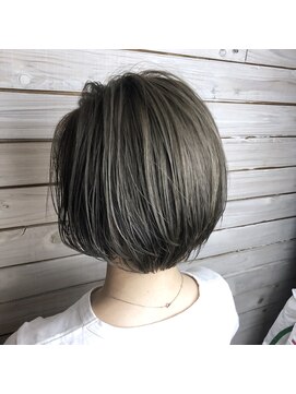 デコヘアー キートス(DECO HAIR kiitos) 重めショートボブ