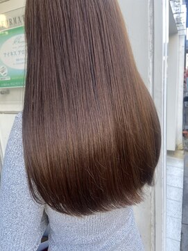 インビテーション(invitation) 艶ブラウン・アッシュブラウン・艶カラー