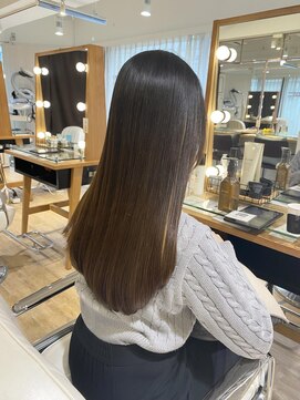 ネオリーブ チロル 横浜西口店(Neolive CiroL.) 美髪縮毛矯正 酸性ストレート 髪質改善 横浜