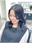暗髪でも柔らかい＊ミディアムスタイル