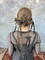 シキ(SIKI)&nbsp;カチモリヘア/ヘアアレンジ/お呼ばれヘア