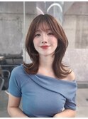 黒髪韓国小顔レイヤーイメチェン暗めオリーブグレークラゲヘアー