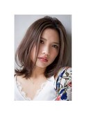ミディアムレイヤーカット|大人くびれミディアム