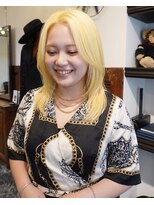 グッドフェローズ キタホリエ(GoodFellas kitahorie) 透明感あるレイヤーカットのハイトーンカラーブリーチ艶感