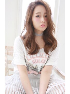 キャロル(CAROL) セミロングヘアスタイル