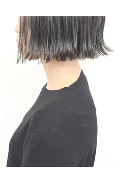 オルセン(OLSEN) 【BALLOON HAIR 表参道】ネイビーグレー×外ハネボブ