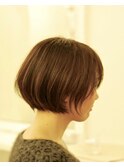 大人フェミニンなふわショートボブ