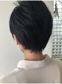 カジュアルなハンサムショート