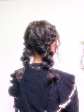 ヘアセット専門店 ナゴミ 池袋店(nagomi) 編みこみツインテール