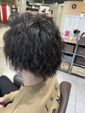 ヘアールーム プリズム(Hair room Prism) ツイストパーマ