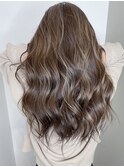 大人可愛い小顔艶感ゆるふわウェーブ×立体感ハイライトカラー