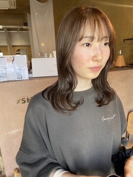 シー 岡崎(,SHE) 切りっぱなしボブ/エアリーロング/美髪/ピンクブラウン/岡崎