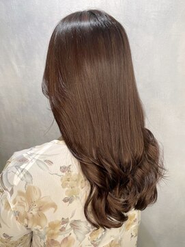 リコラックスビー(LICO LUXBE) 華やかなレイヤースタイル