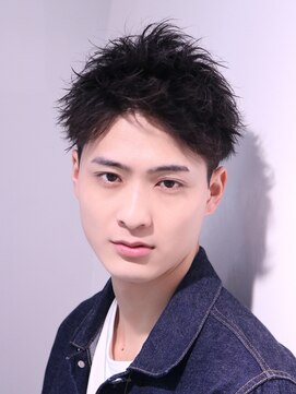 ネイビー(NAVY) ビジネスヘアにも最適 アップバングショート 刈り上げ