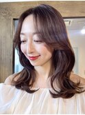 みきな韓国ミディアムレイヤー顔まわり後れ毛丸顔ヌナモリ大人髪