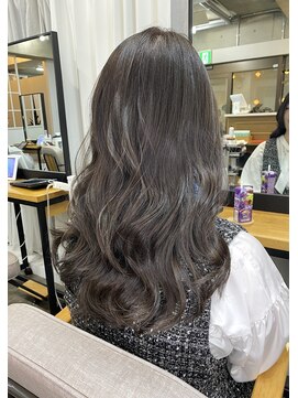 ヘアアンドメイク スタジオ ミムロ(HAIR&MAKE STUDIO MIMURO) 【20代・30代ヘア】レイヤーカット・ブルーラベンダー