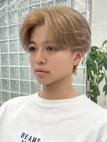 サンクマーケット 渋谷(cinq MARKET)&nbsp;渋谷メンズブリーチカラーミルクティーベージュセンターパート