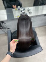 シンシア ドゥエ 新宿(CYNTHIA DUE)&nbsp;【CYNTHIA/irisu】ココアベージュ /波巻きツイストスパイラル