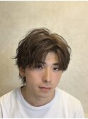 メンズセンターパートニュアンスパーマ韓国ヘアフェザーショー