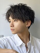 アイビーズ(IVYS)&nbsp;センターパートツイストスパイラルニュアンスナチュラルショート