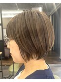 ショートボブ