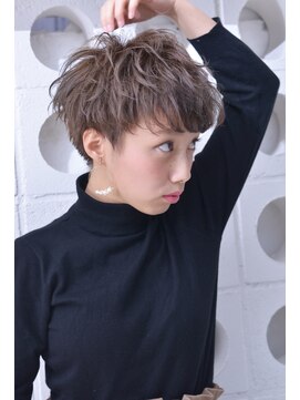 バズ ヘアーメイク(buzz Hair make) [buzz-Hair make] ショート（ミルクティーベージュ）