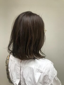 ネオリーブアイム 横浜西口店(Neolive aim) 【Neolive aim 横浜西口店】極細ハイライト×カーキアッシュ3