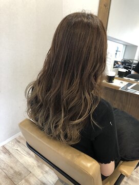 シキ(C key) 裾カラー