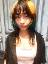 マグノリア(MAGNOLIA) デザインカラーのロングウルフヘア