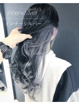 バトー(bAteAu)&nbsp;ダブルカラー、インナーカラー、ハイライト、エクステ、ブリーチ