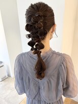 エンタリティリット(entality lit)&nbsp;【entality lit】個性的で可愛いツインアレンジstyle