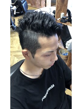 ザ ハレ 問屋町店(THE HALE'S) かき上げパーマ