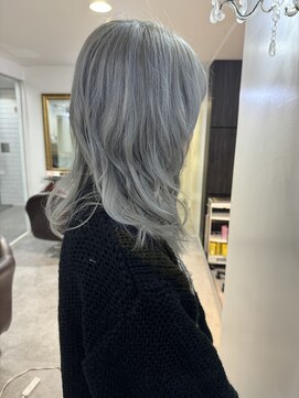 グランドライン(GRAND LINE) ハイトーンシルバーカラー