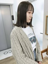 イコ 表参道原宿(ico)&nbsp;オリーブグレージュ 切りっぱなしボブ イルミナカラー