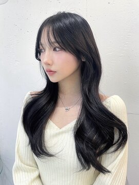 ルームバイシー 新宿(Loom. by Sea) 地毛風黒髪ネビージュ