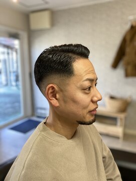 カルム(CALME) スキンフェード七三