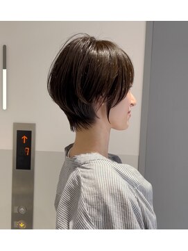 アルトル 池袋(altru) ◇大人可愛い20代30代40代50代前下がりショートボブ丸みショート