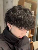 20代緩め波巻きスパイラルパーマメンズマッシュカット原宿fifth