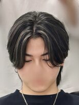 バース バイ ハピネス(BIRTH by happiness)&nbsp;韓国へアカルマパーマワックスなしセンターパート黒髪ウルフ