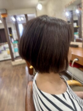 ナチュラルスタイリッシュサロン ヴィホ(natural stylish salon VIHOH) 前下がりボブ
